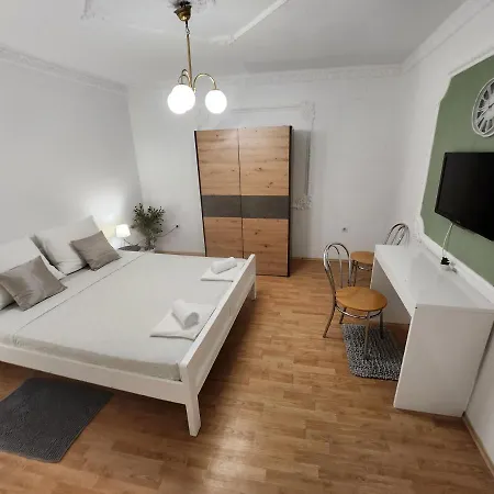 Cvet - Sobe Konukevi