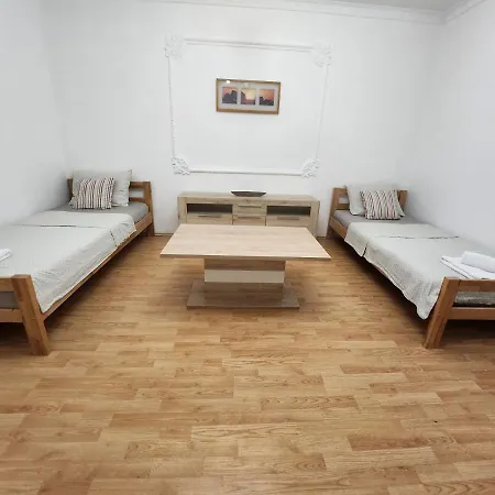 Cvet - Sobe * Bela Crkva (Banat)